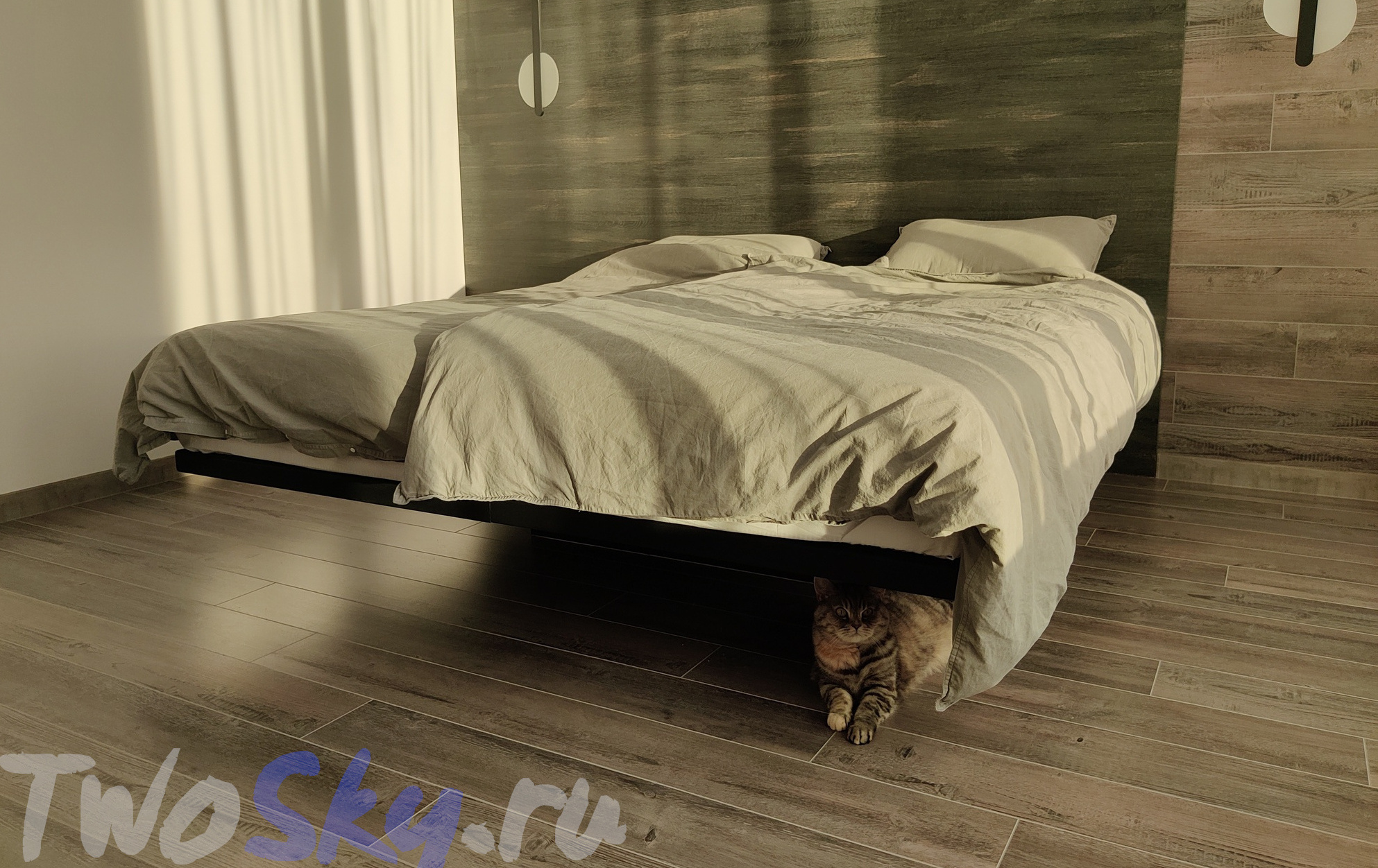 Парящая кровать TwoSky 160 на 200 см. фото 1